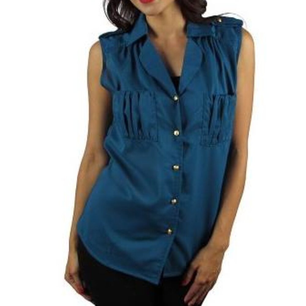 Sleeveless blouse